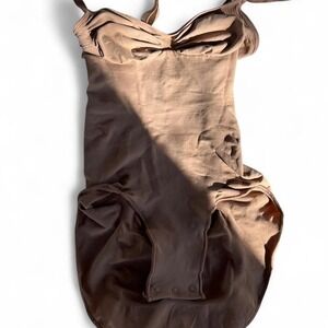 SKIMS Nude Shapewear Bodysuit – Size Large (Runs Small)